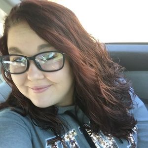 Meet your Posher, Alisha